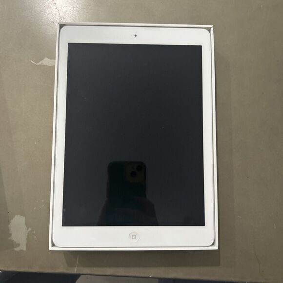 APPLE IPAD AIR 1st GEN| MD788LL/B | 9.7" | 16GB | WIFI | SPACE GRAY EUC/Box (#3) - Picture 12 of 13